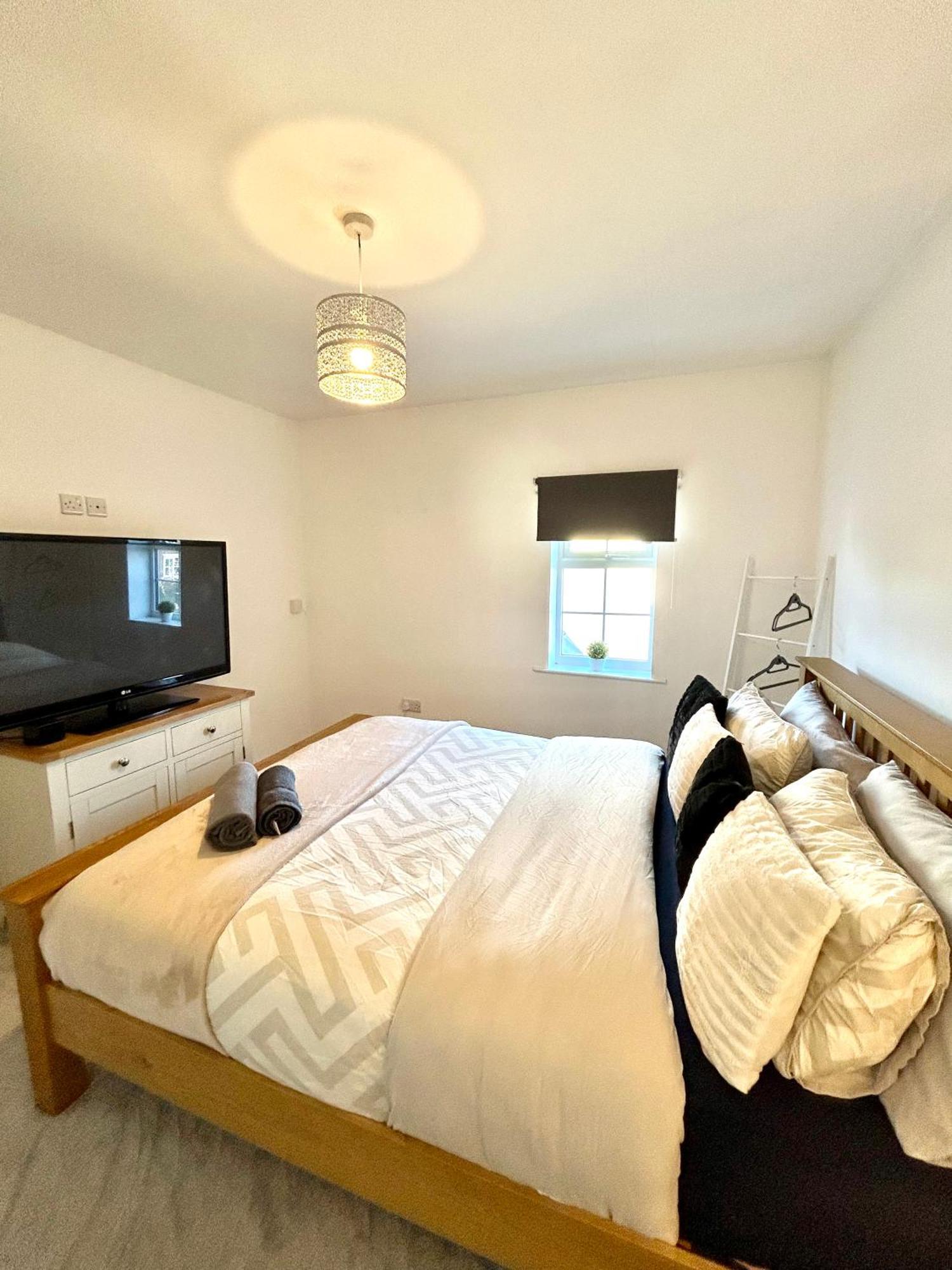 Luxury Countryside Stay - Waters Upton, Telford Exterior foto